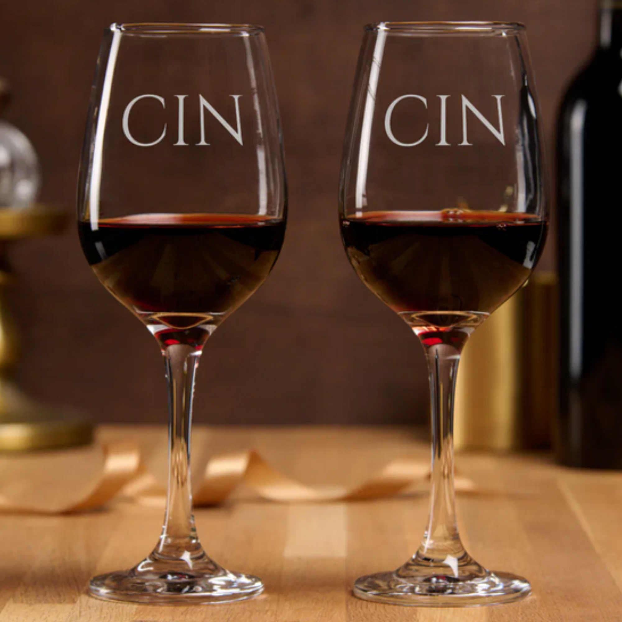 Etched wine glasses set with Cin Cin (cheers) in serif font, clever design where two glasses together create the phrase. Italian and Sicilian heritage gift, Italian wine glasses, Italian toast glasses, Italian wedding gift, anniversary gift, Italian American gift, gift for Italian family, Italian celebration glassware, Italian table decor.