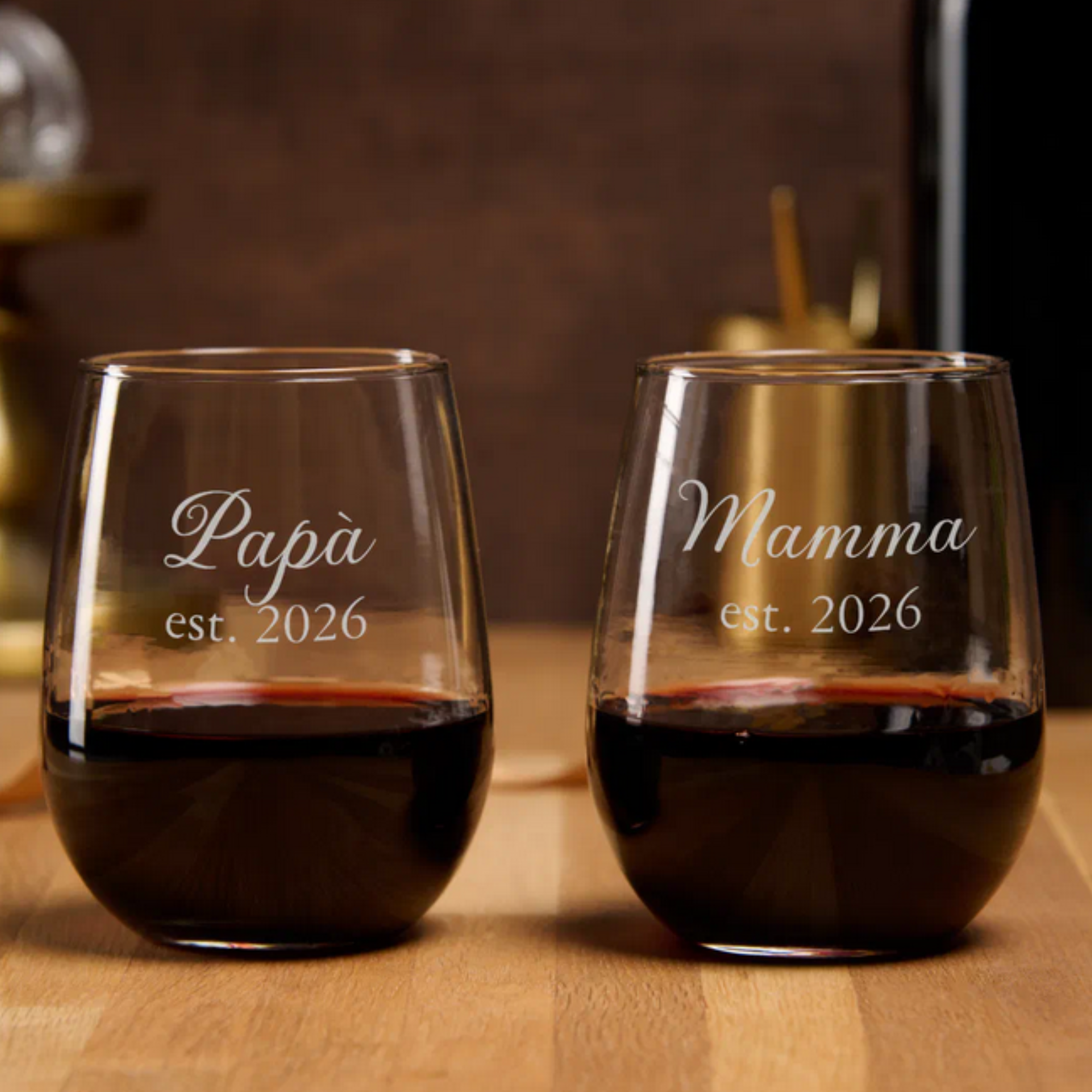 Mamma and Papa etched stemless wine glasses set with established date. Personalized Italian heritage gift for parents, anniversary gift, Christmas gift, Mother's Day and Father's Day gift, wedding gift, birthday gift, gift for Italian couple.
