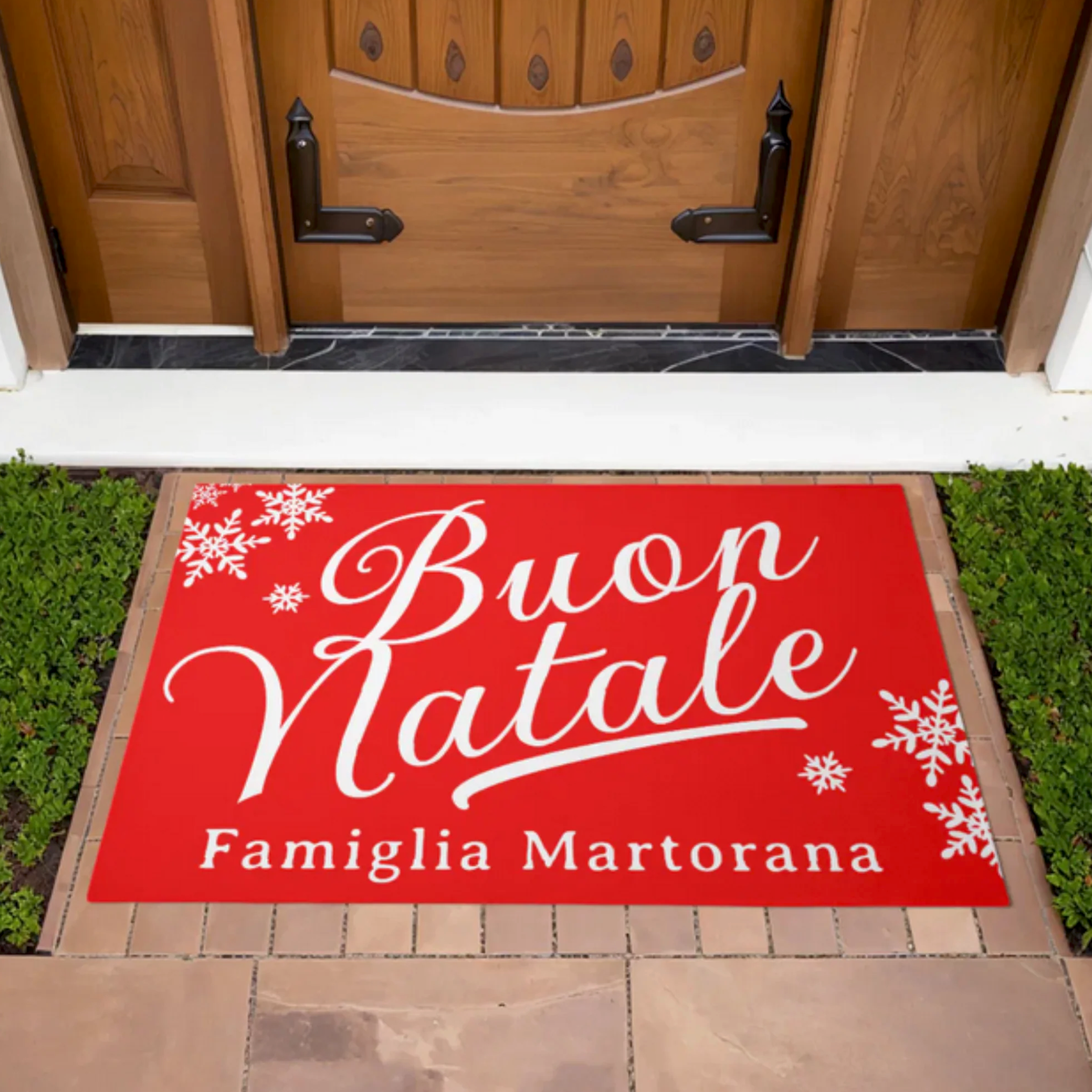 Buon Natale Red personalized Welcome Mat for the Famiglia. Welcome your guests at Christmas time with an Italian greeting.