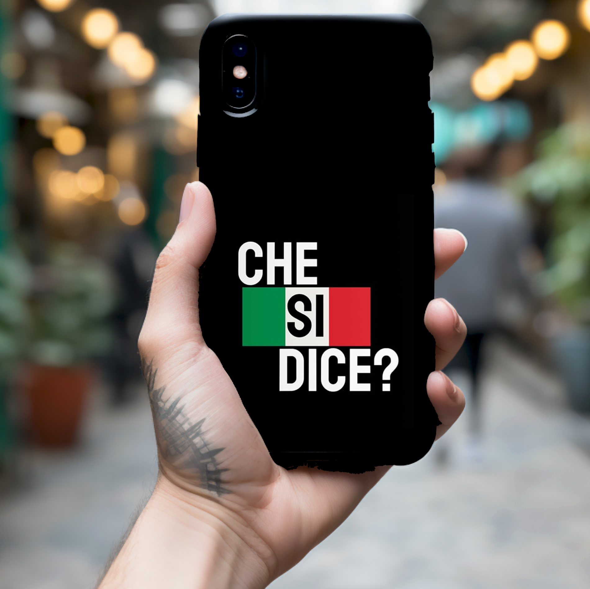 Hand holding a black phone case with Italian flag Che Si Dice? (What's Up?) Italian heritage gift for him, gift for her, birthday gift, gift for dad, father's day gift, Christmas gift.